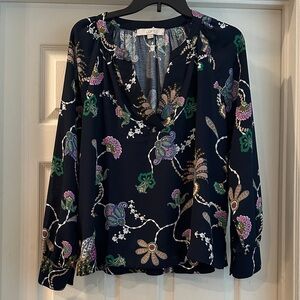 LOFT Women's Navy Floral Blouse Medium